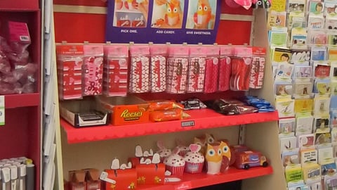 Hallmark Hershey 'Say Something Sweet' Inline Display