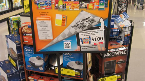 Kroger 'Fast Track' Daytona 500 Stanchion