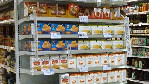 Publix 'Your New Favorite Brand' Endcap