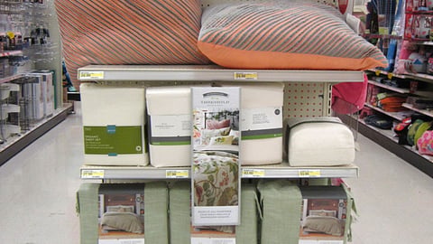 Target Threshold Bedding Endcap