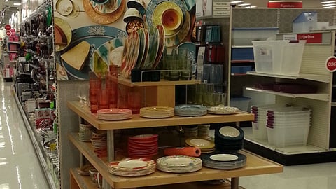 Target Threshold Dinnerware Endcap