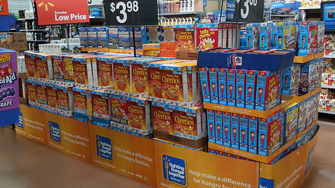 Walmart Big G 'Fighting Hunger Together' Pallet Train