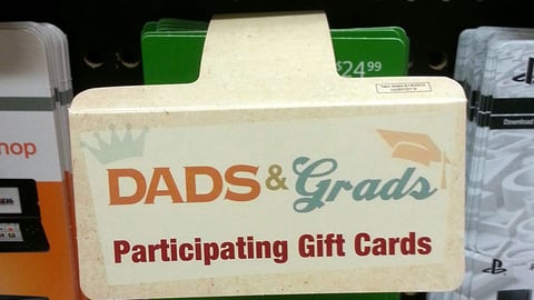 Dominick's 'Dads & Grads' Wobbler