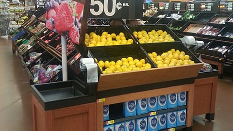 Walmart 'Fresh, Quality Produce' Display