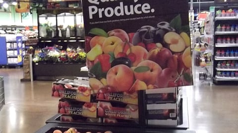 Walmart 'Fresh, Quality Produce' Pole Topper