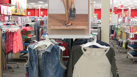Target FEED USA Apparel Rack