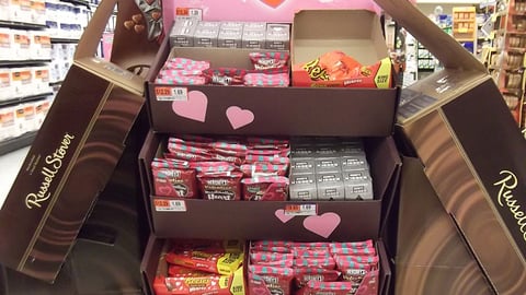 Hershey's Valentine's Day Shipper