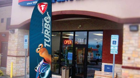 Firestone 'Turbo' Outdoor Flag Display