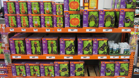 Home Depot 'Halloween' Merchandising