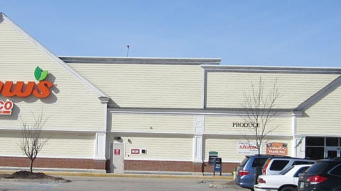 Shaw's Exterior 