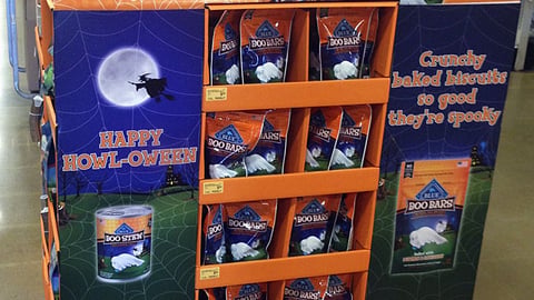 Blue Buffalo PetSmart 'Happy Howl-oween' Pallet Display
