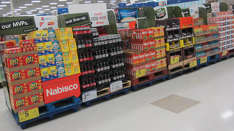 Meijer 'Tail Greater' Pallet Train