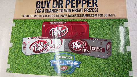 Dr Pepper Food Lion 'Tailgate Team-Up' Floor Cling