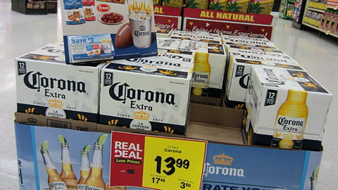 Corona 'Gameday Beach' Pallet Display