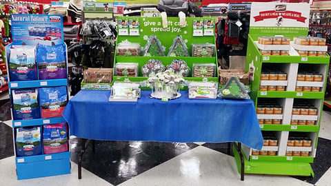 Petco Holiday Displays