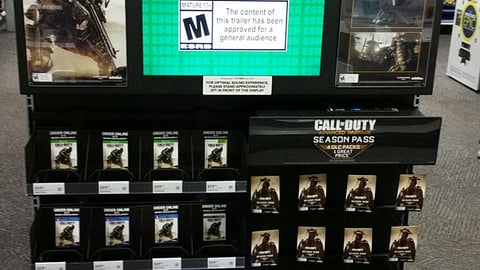 'Call of Duty: Advanced Warfare' Best Buy Endcap