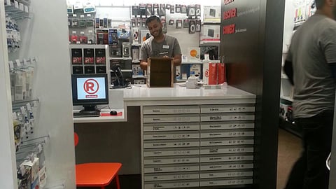 RadioShack Do-It-Yourself Counter