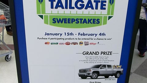 Food Lion 'Ultimate Tailgate' Stanchion Sign