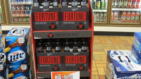 Miller Fortune 'Free Glassware' Floorstand
