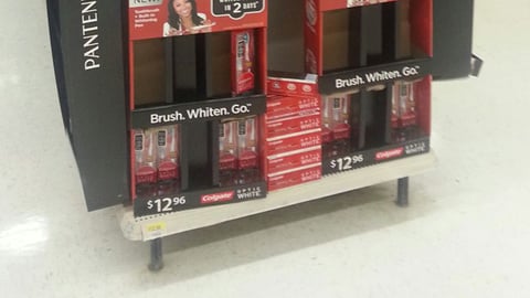 Colgate Optic White Smart Network Endcap