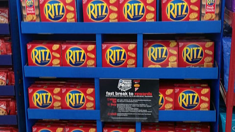 Ritz Meijer 'Fast Break to Rewards' Pallet Display