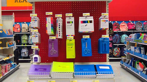Target Yoobi Endcap