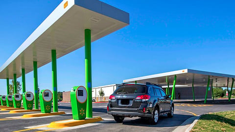 Walmart Pickup Grocery Exterior