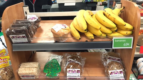 7-Eleven Banana Merchandising 