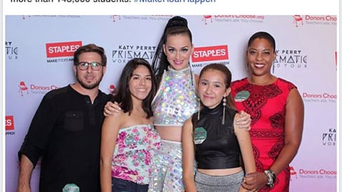Staples 'Make Roar Happen' Facebook Update