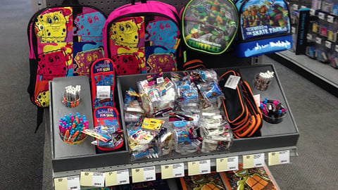 Nickelodeon Staples Endcap Header