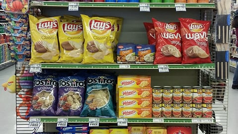 Food Lion 'Pick Your Play' Endcap