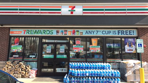 7-Eleven '7Rewards' Storefront Banner