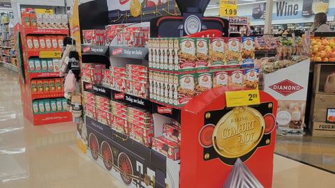 Little Debbie 'Baking Comfort & Joy' Holiday Train Display